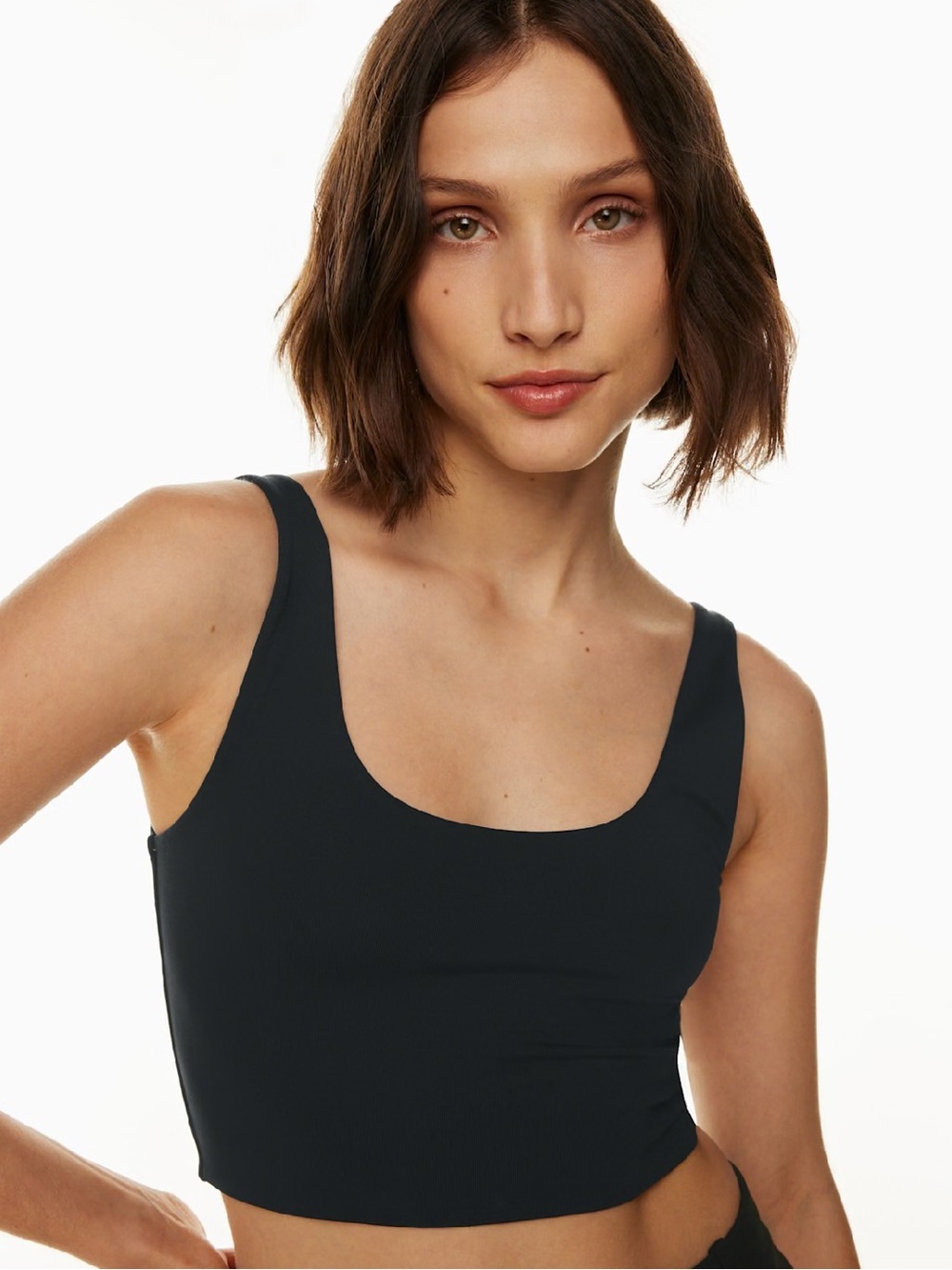Aritzia Babaton Contour Scoopneck Tank